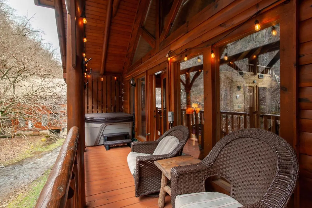 Dream On The Stream Hottub Pooltable Firepit Ferienhaus Pigeon Forge