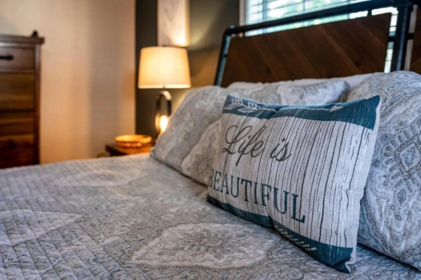 بيت للعطل Creekside Cottage*hot Tub*entire Home-pigeon Forge