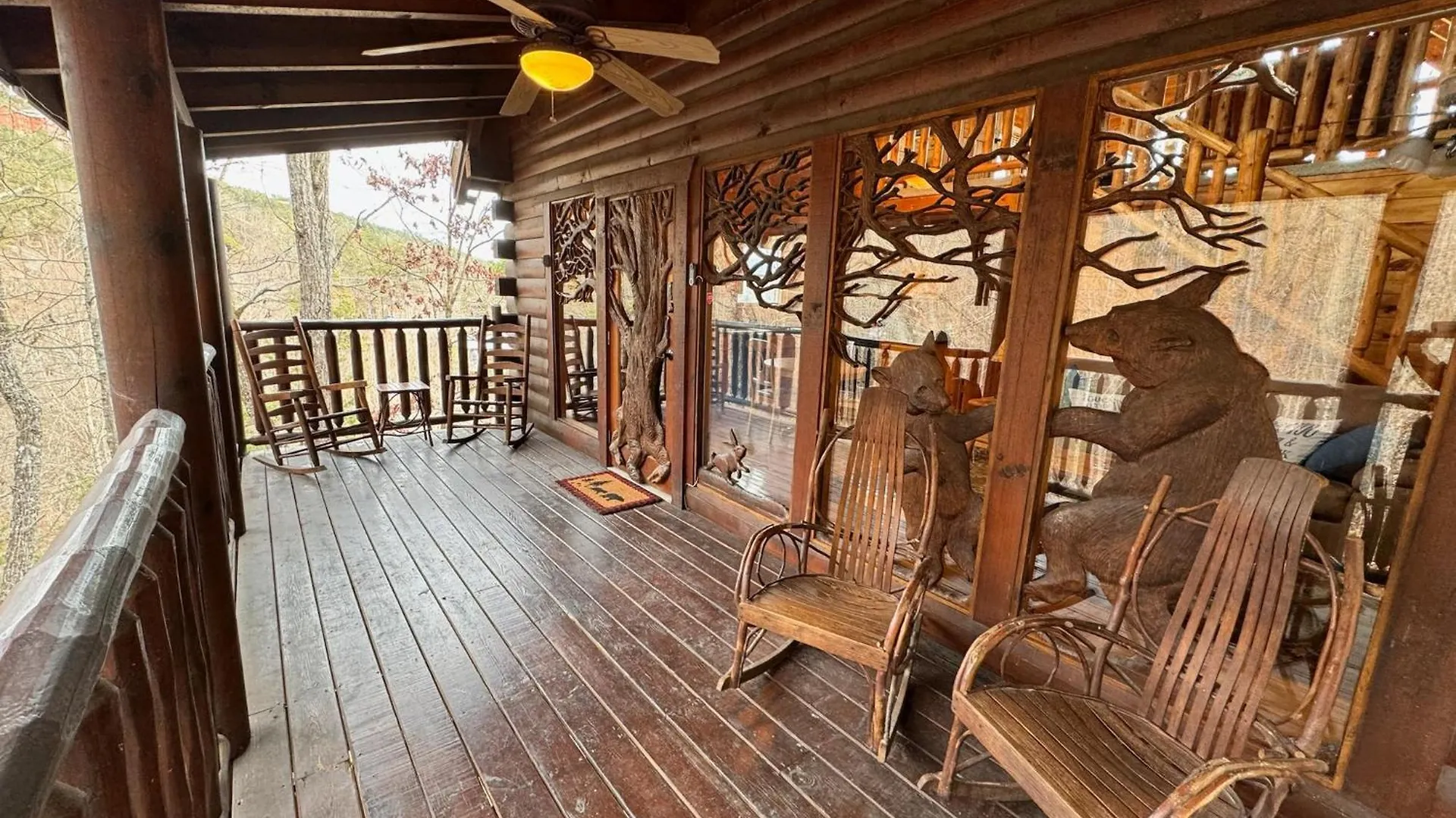 Smoky Paws - Exceptional Cabin, Stunning Mountain Views, Hot Tub, Tranquil, Gigabit Internet, Free L2 Ev Chalet *