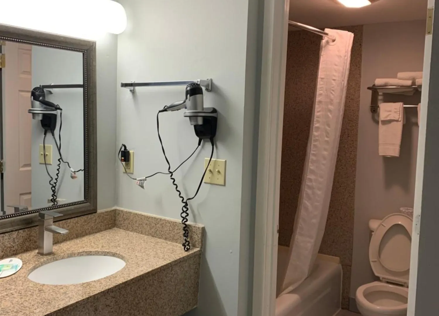 Hotel Parkway 2*