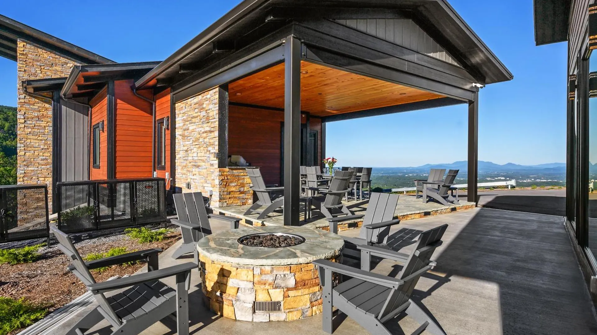 ヴィラ Higher Power, 6bdrm 6bath, Specials, Free Tickets, Indoor Pool, Amazing View, Hot Tub, Gameroom
