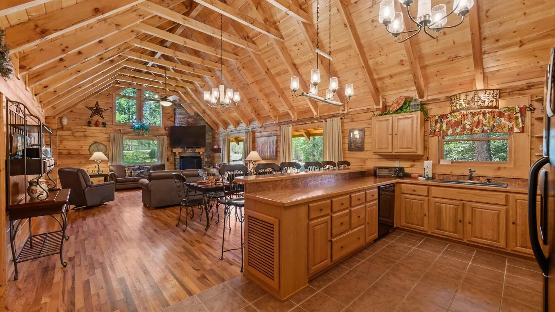 Valley Dream:3 Bdrm 3bath, Specials, Free Tickets, One Level Pigeon Forge