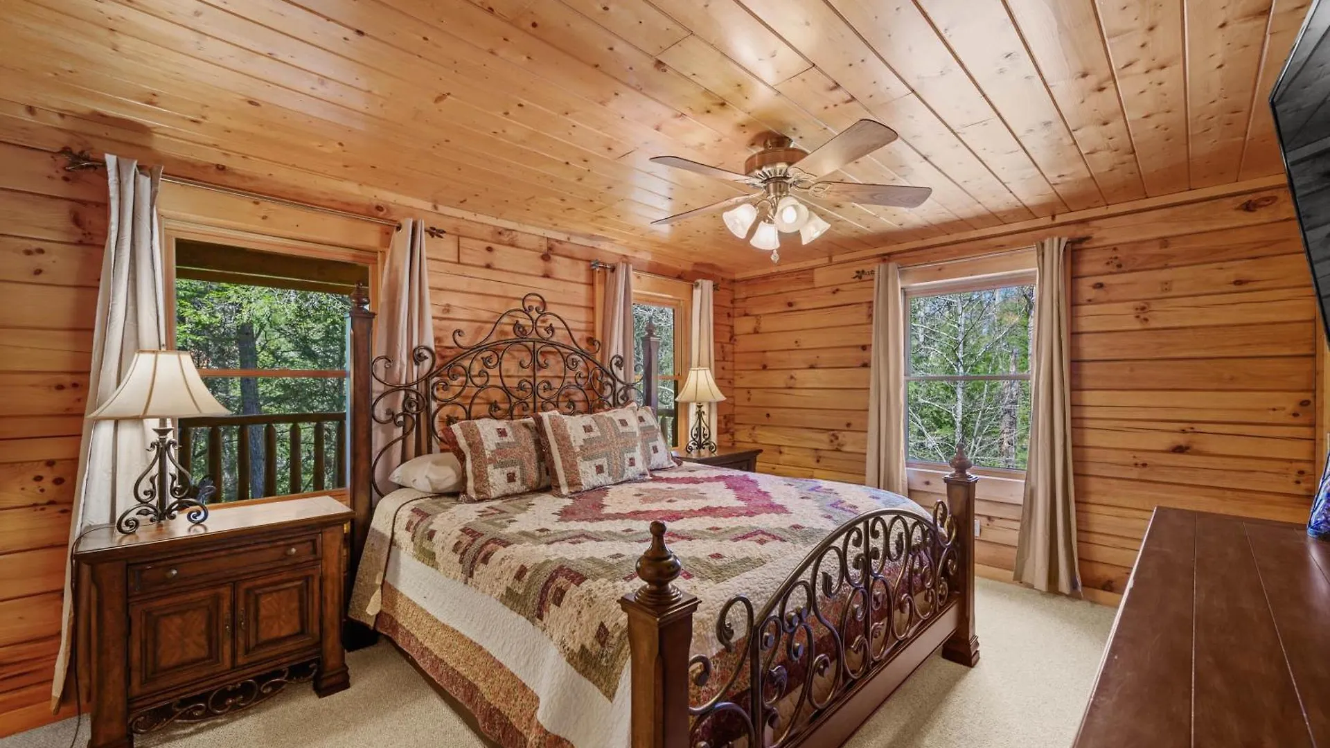 Valley Dream:3 Bdrm 3bath, Specials, Free Tickets, One Level Pigeon Forge