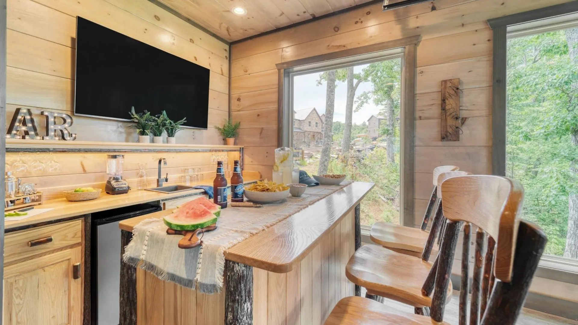 Wanderer By Avantstay Sleeps 26 A Custom Smokies 度假居