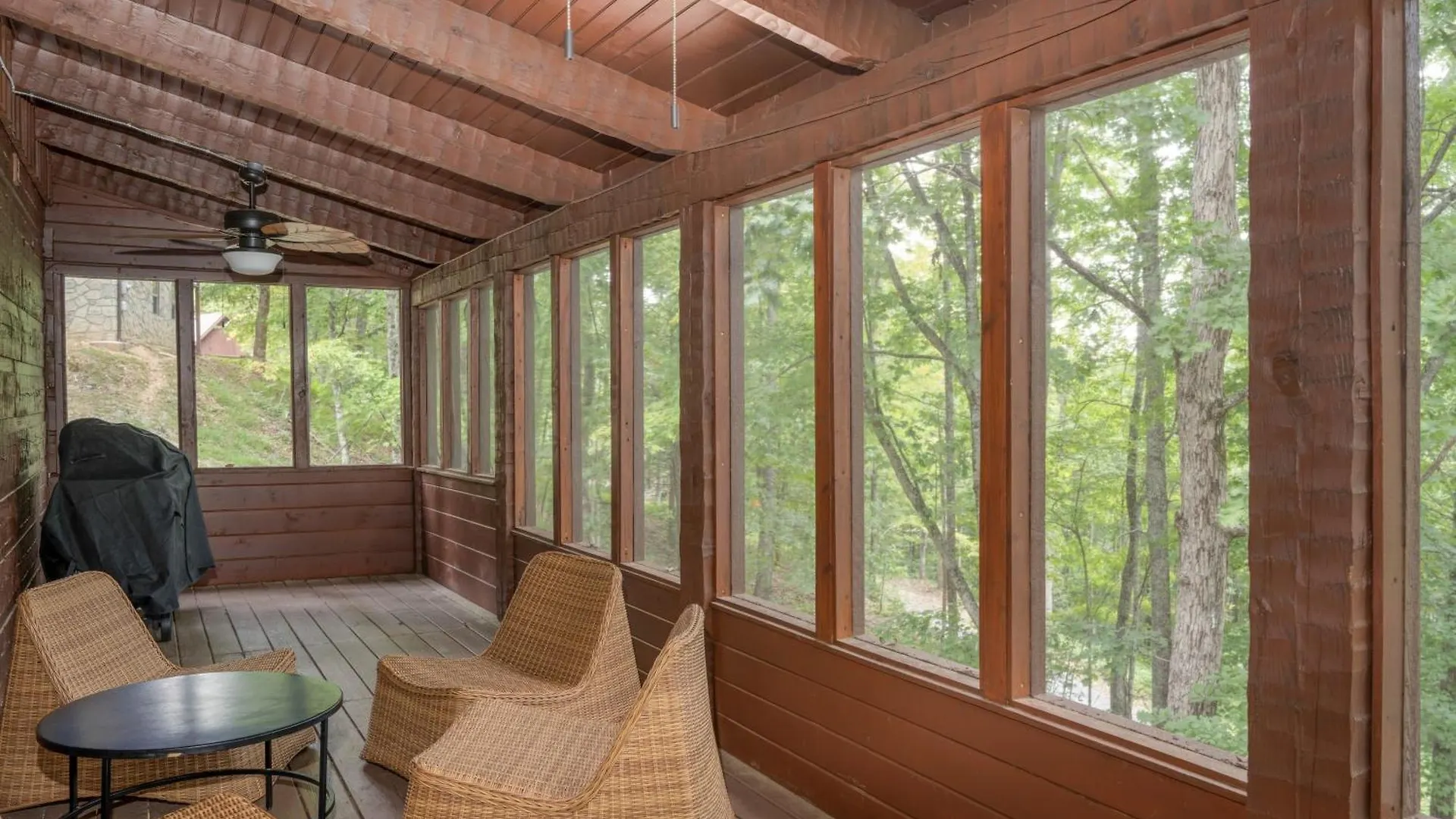 Feriehus Dudley I By Avantstay Cosy W Hot Tub Incredible Views Pigeon Forge