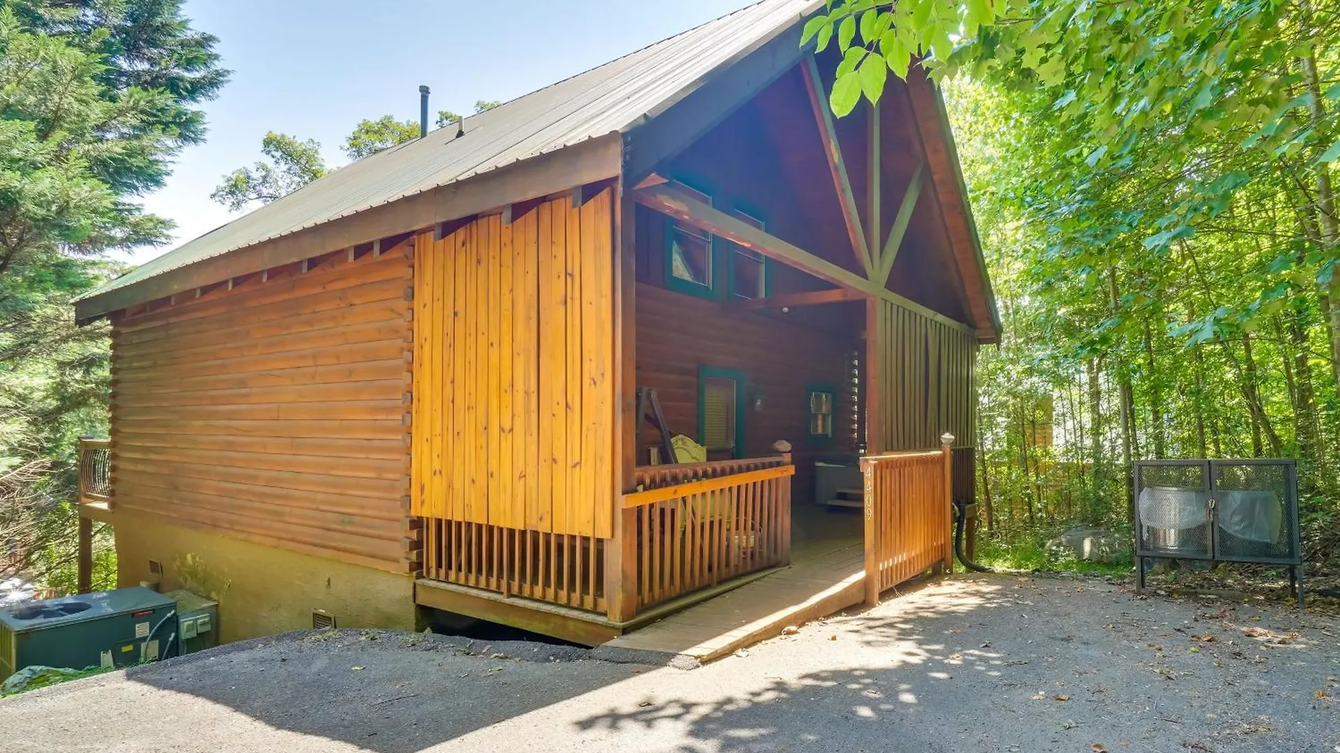 Cabin With Hot Tub 5 Mi To Dollywood Holiday home