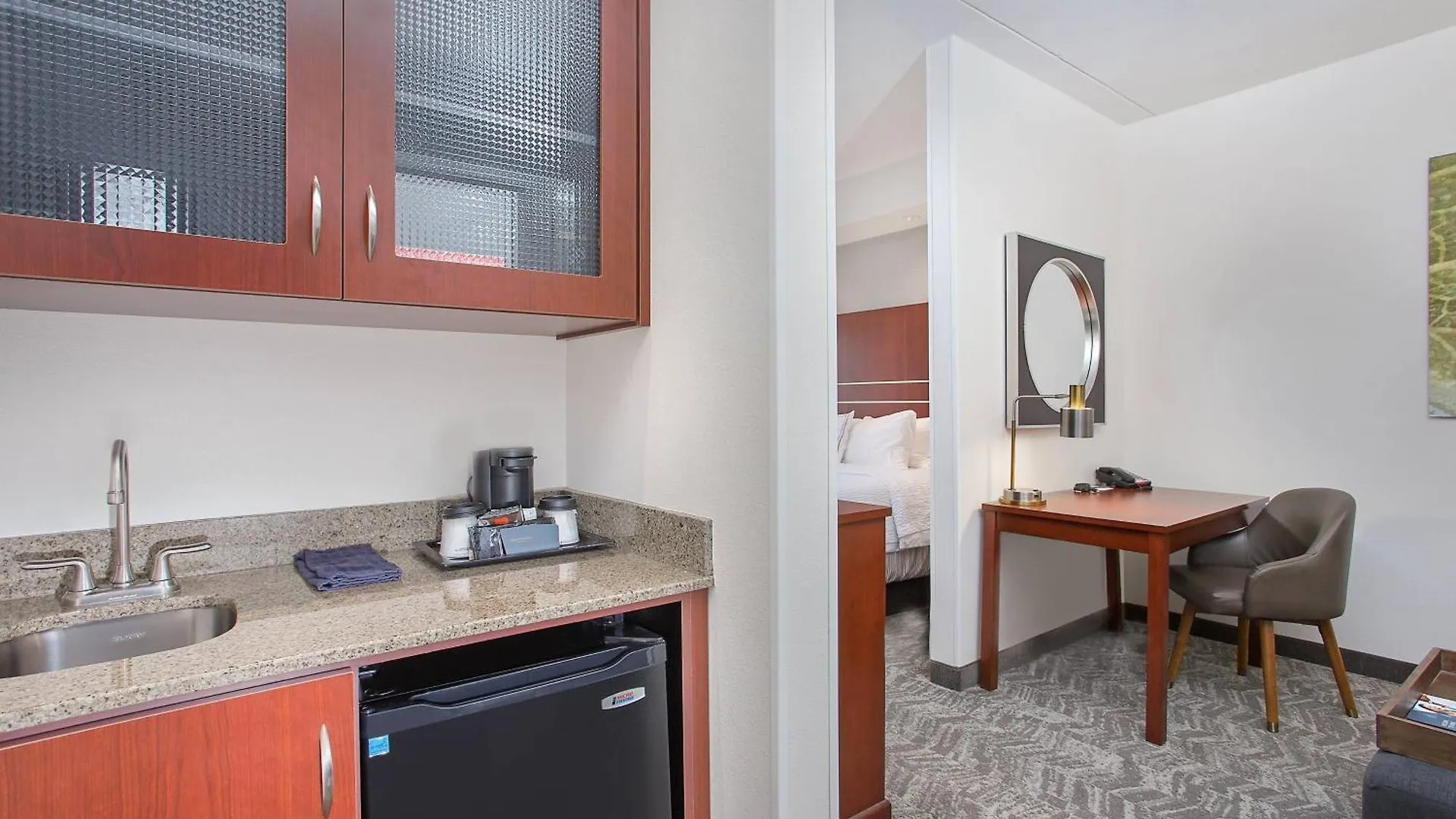Hotel Springhill 3*