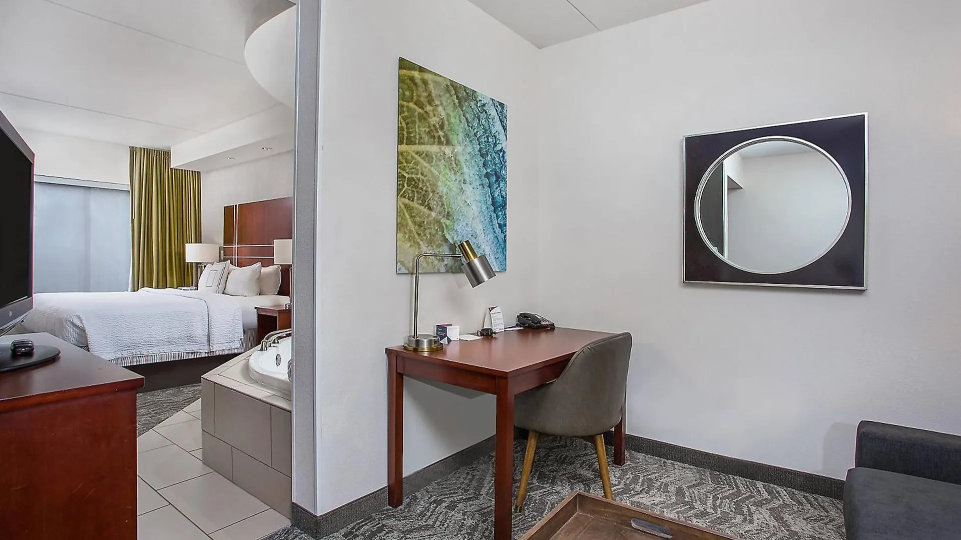 Springhill Hotel