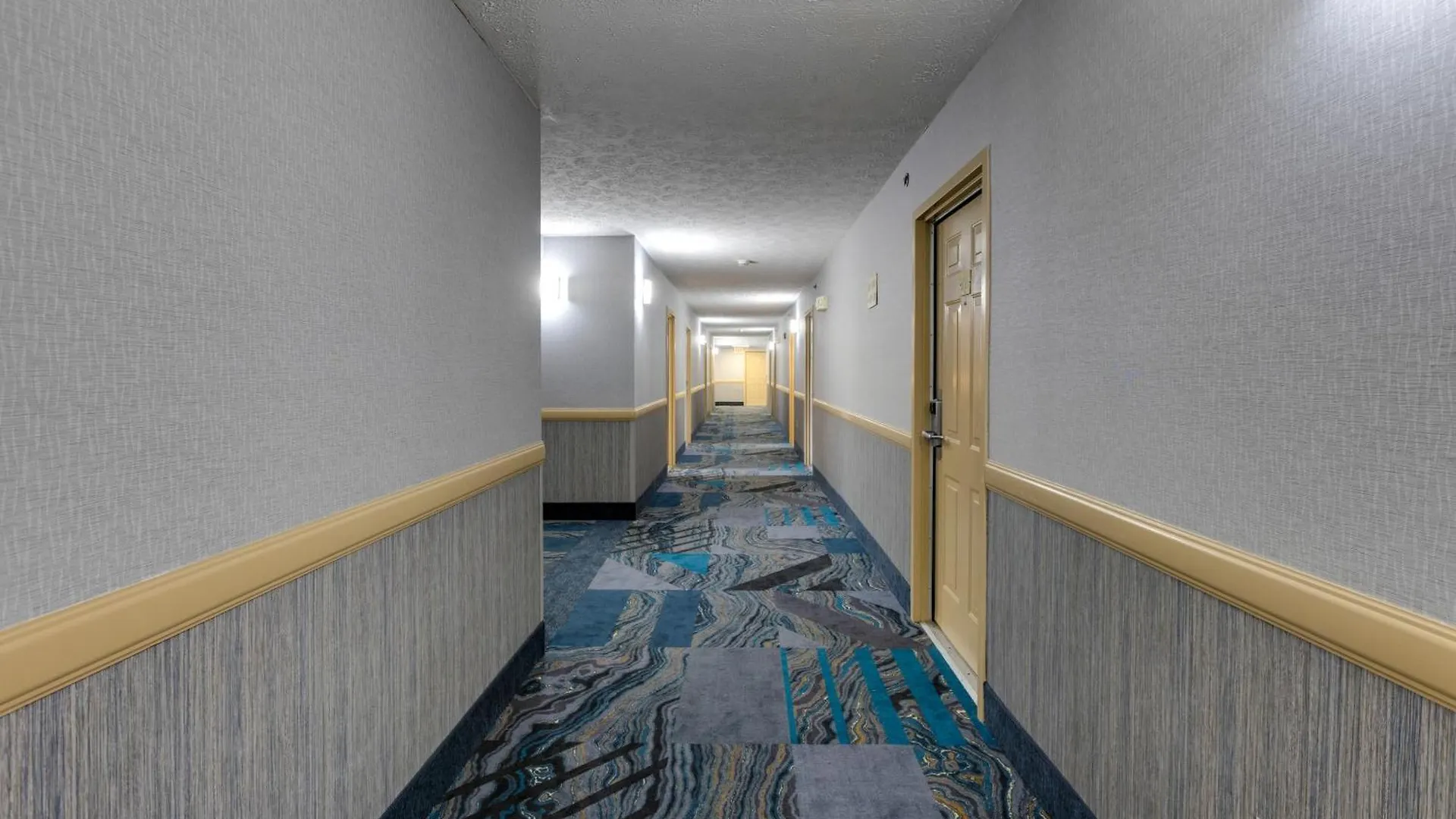 Hotel Park Grove 3*