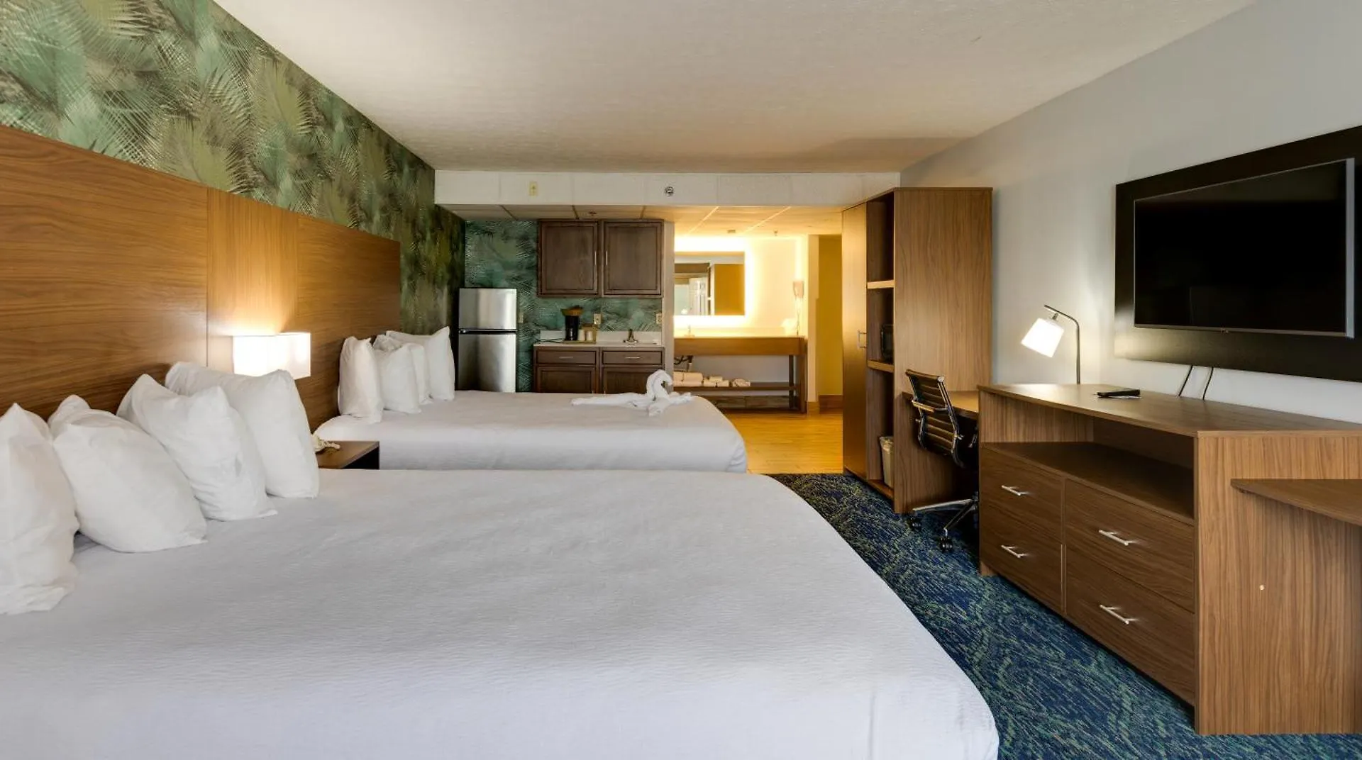 Park Grove 3*