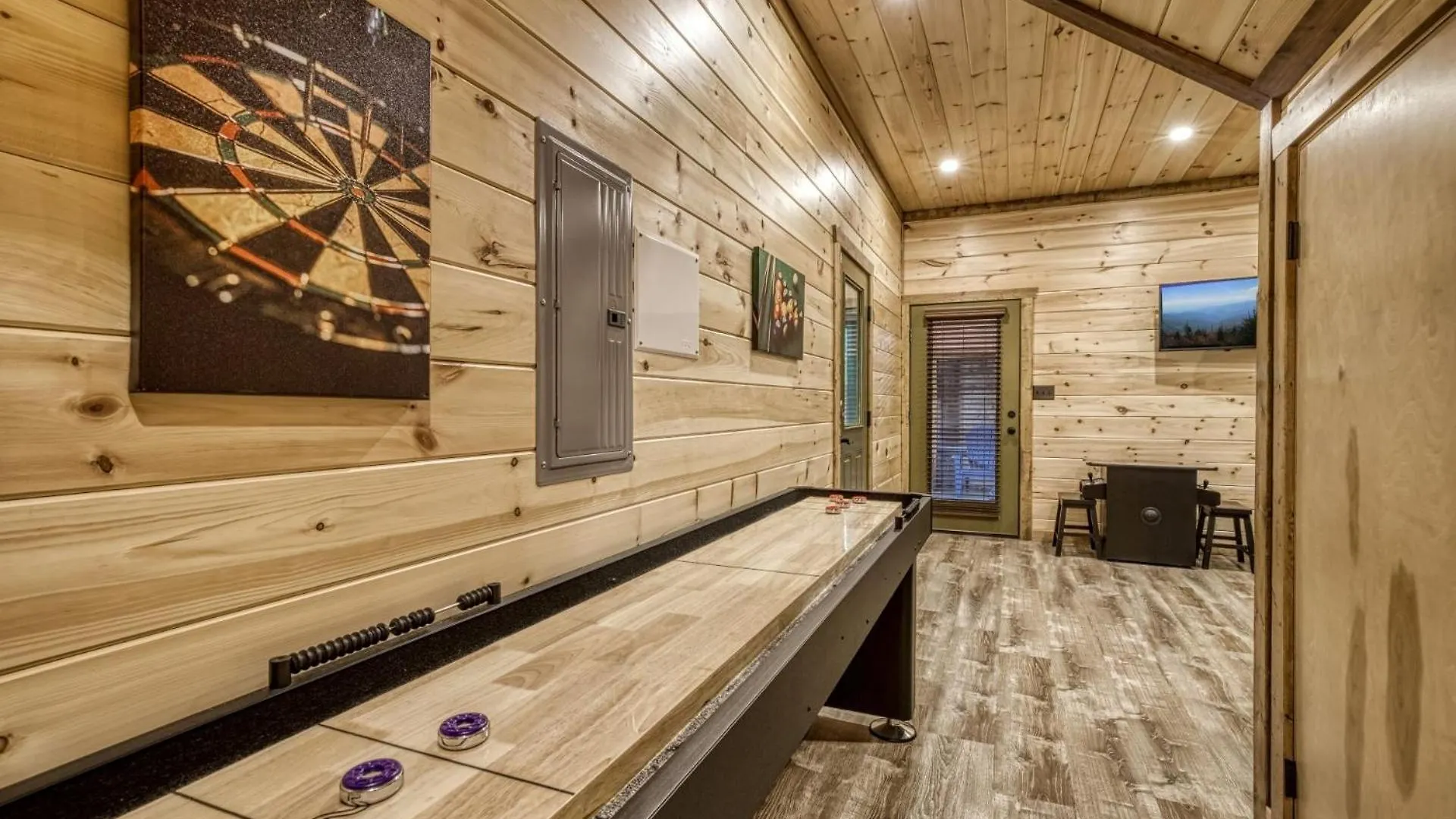 Ern841 - Sweet Feet Retreat - Location, Location, And Private Indoor Pool! Holiday home Pigeon Forge
