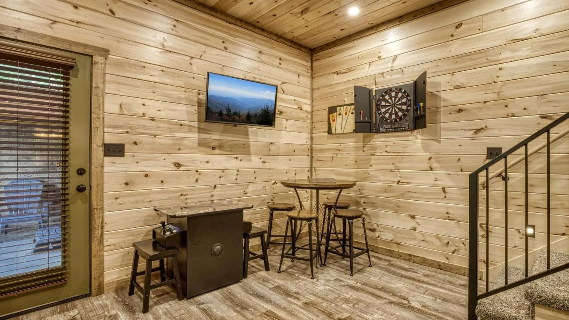 Ern841 - Sweet Feet Retreat - Location, Location, And Private Indoor Pool! * Pigeon Forge