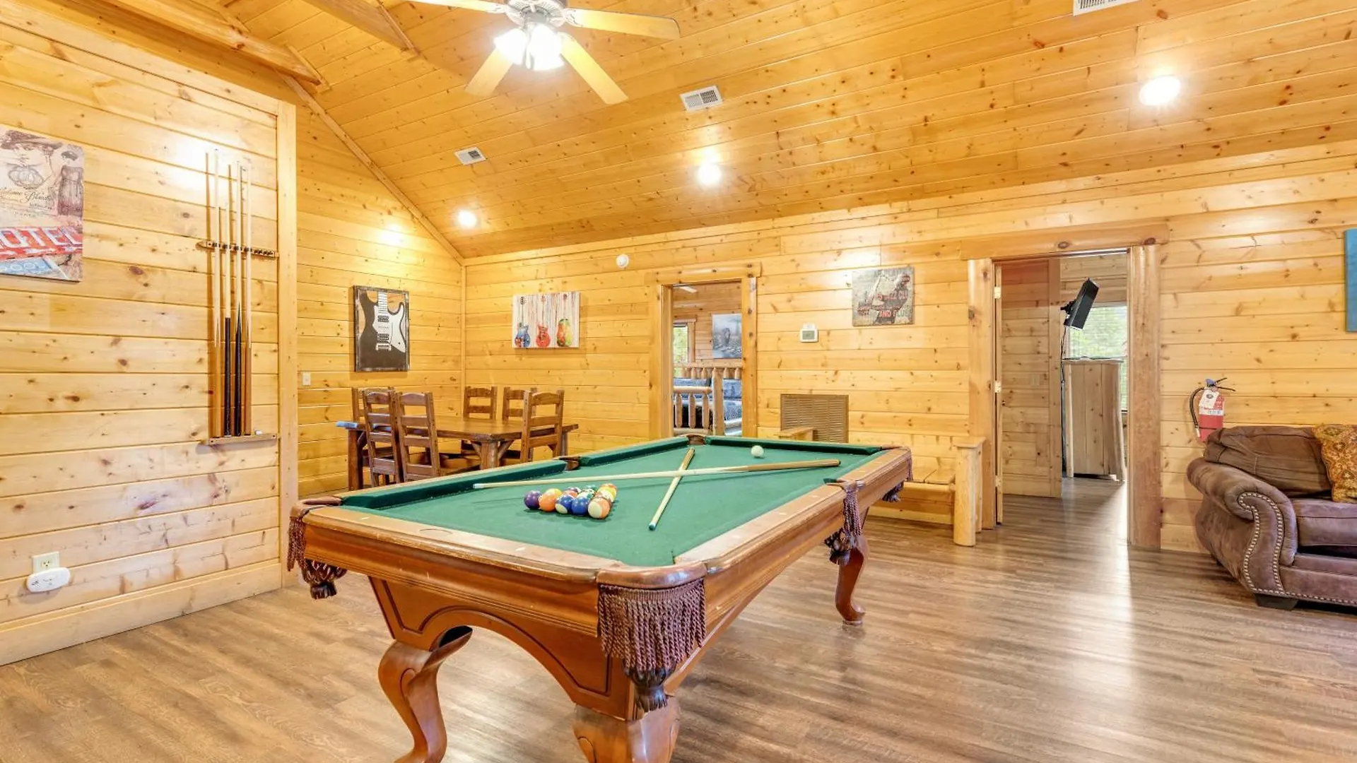 Valhalla Manor Holiday home