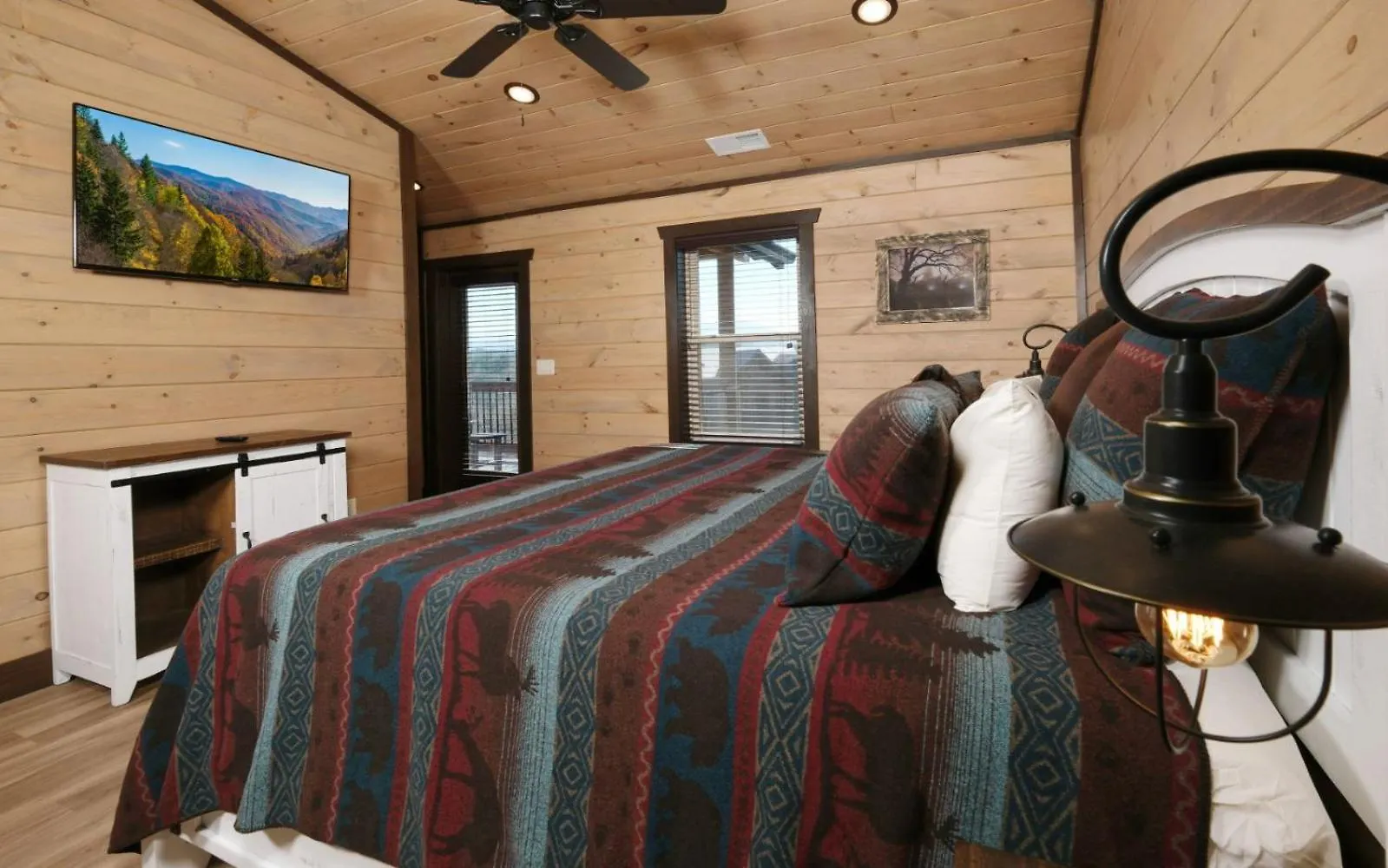 Splashin Mountain Retreat Semesterbostad