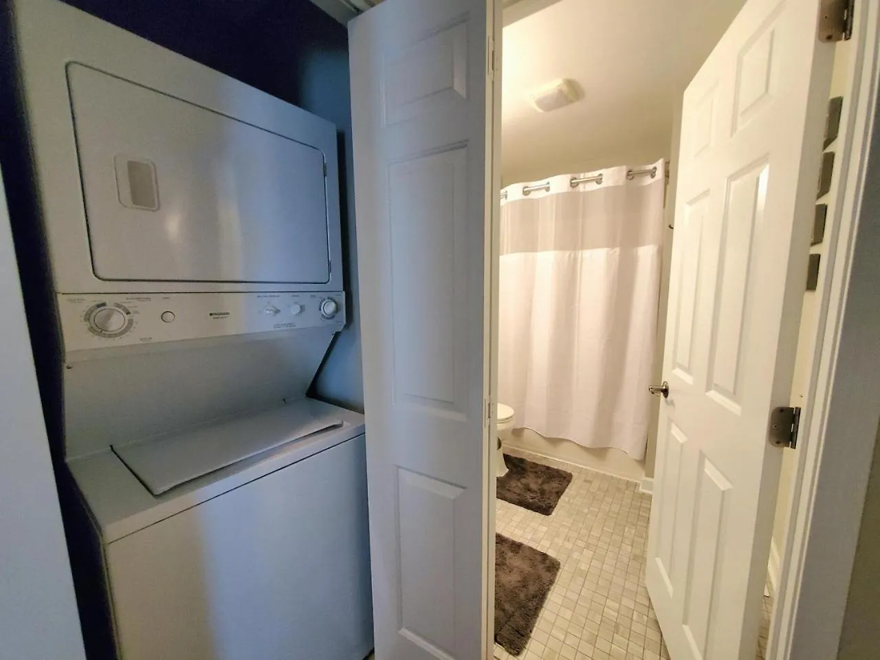 Dom wakacyjny #1 Ranked Condo, W Pool, Gym, Gamer Room! *