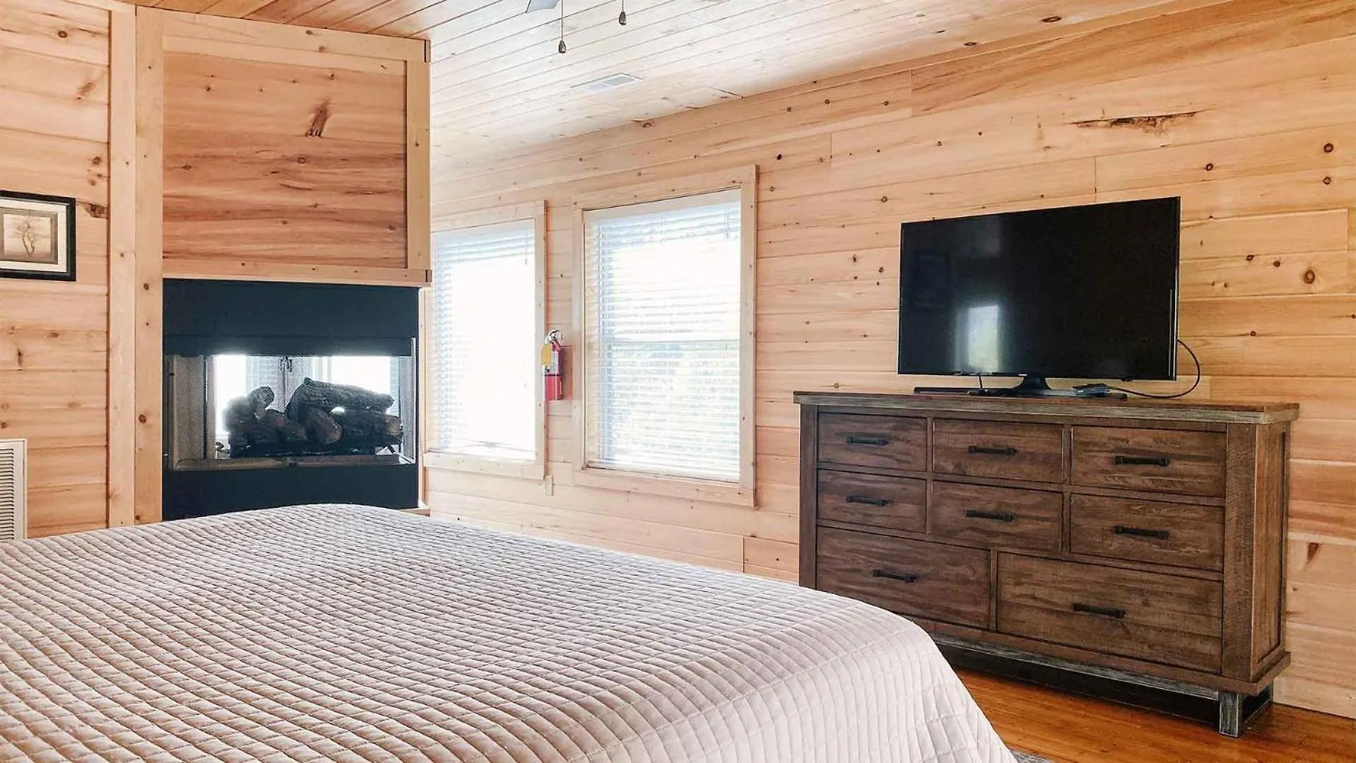 Tatil Evi Comfy Retreat Wprivate Pool, Hot Tub, Game Pigeon Forge