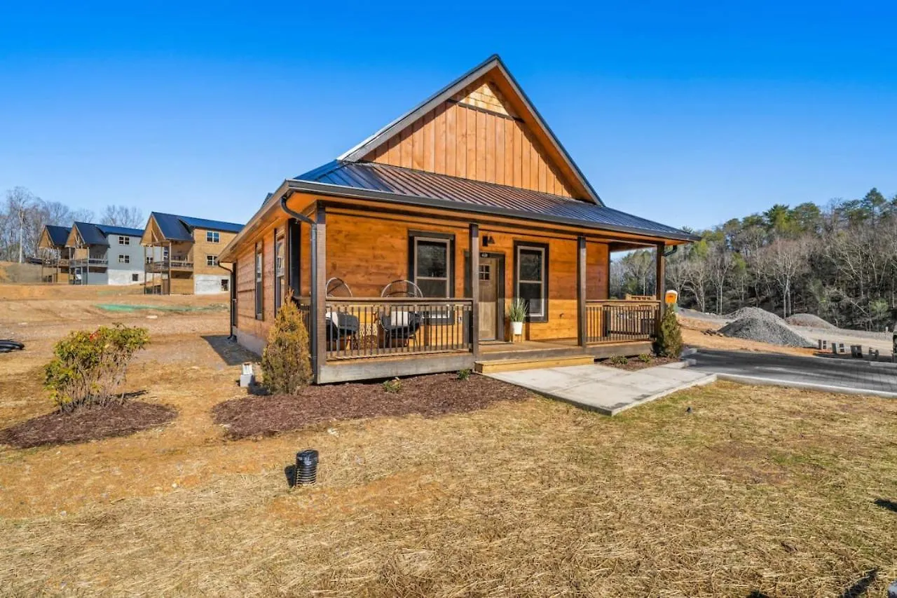 Bearfoot New Build W Hot Tub Arcade Vakantiehuis Pigeon Forge