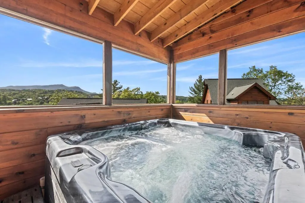 Cozy In The Smokies!!! Fully Furnished And Complete With Community Indoor And Outdoor Pools And Spas, Game And Fitness As Well As A Private Hot Tub *