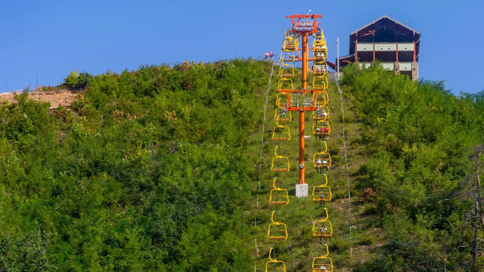 Rock Of Ages, Hot Tub, Game Room, Wifi, 1089 Free Tickets Each Paid Day, Dollywood And Pigeon Forge