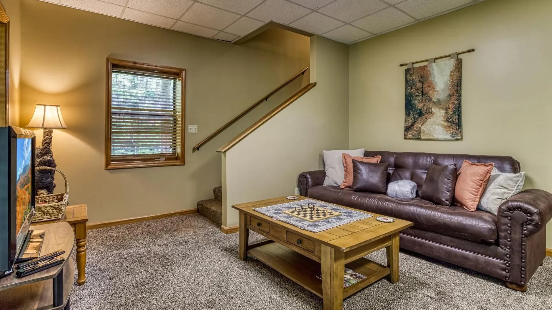 Holiday home Stones Throw- Get 1089 In Free Attraction Tickets, Dollywood And More, Pool, Game *