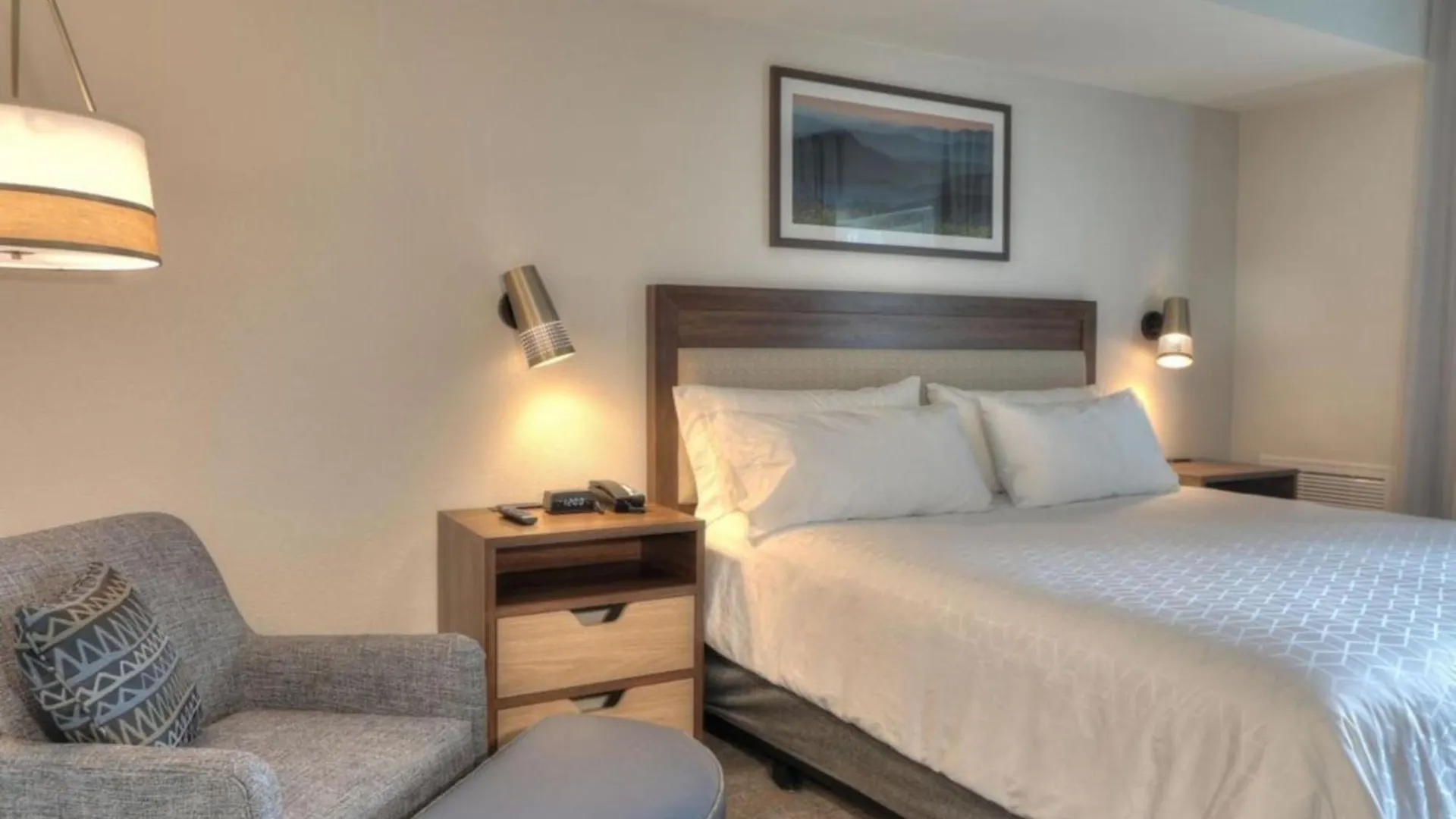 & Convention Center, An Ihg 4*