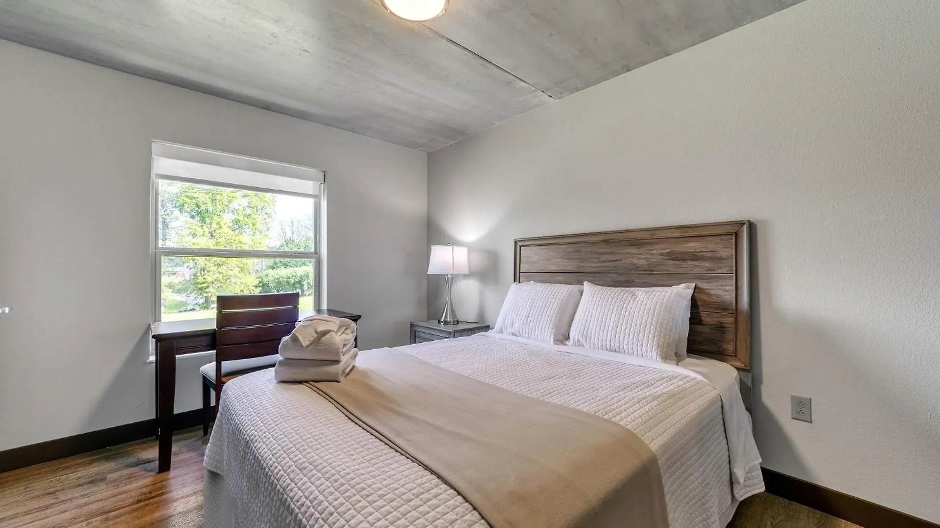 The Lofts A Haven Of Modern Comfort Appartamento