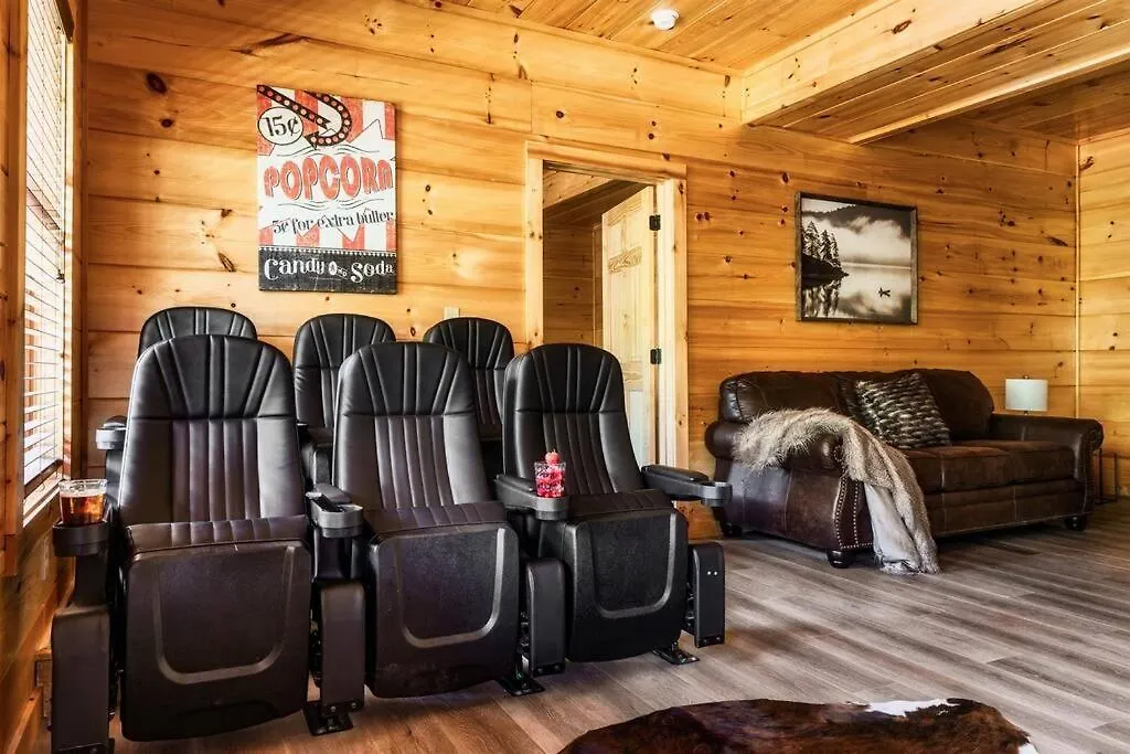 Dom wakacyjny 5 Ensuite Bedrooms, Hot Tub, Dog Friendly *
