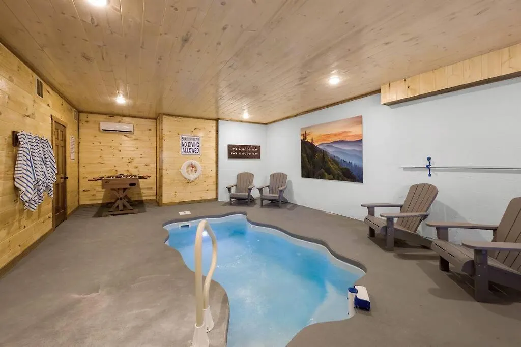 Dog Friendly, 3-decks, Indoor Pool, Hot Tub With Arcade * Pigeon Forge