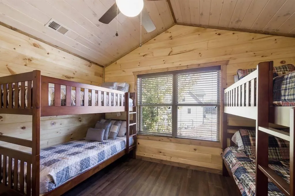 Dog Friendly, 3-decks, Indoor Pool, Hot Tub With Arcade Villa Pigeon Forge