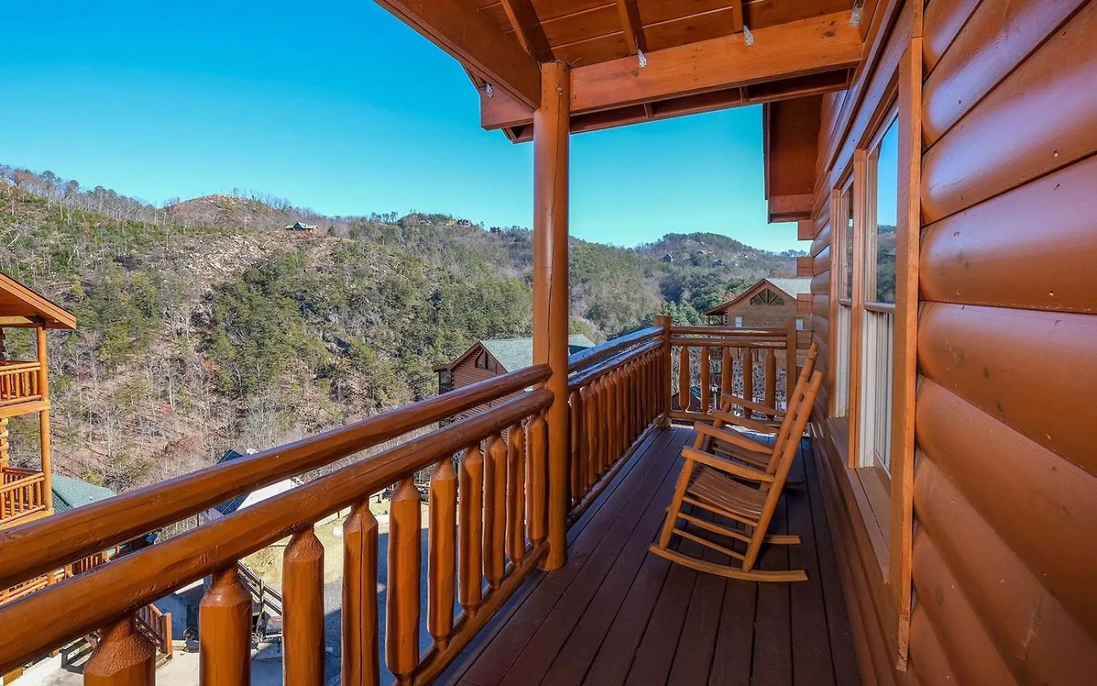Splash N Mountain Lookout Villa *