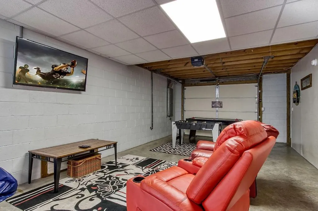 Rock Of Ages, Hot Tub, Game Room, Wifi, 1089 Free Tickets Each Paid Day, Dollywood And * Pigeon Forge