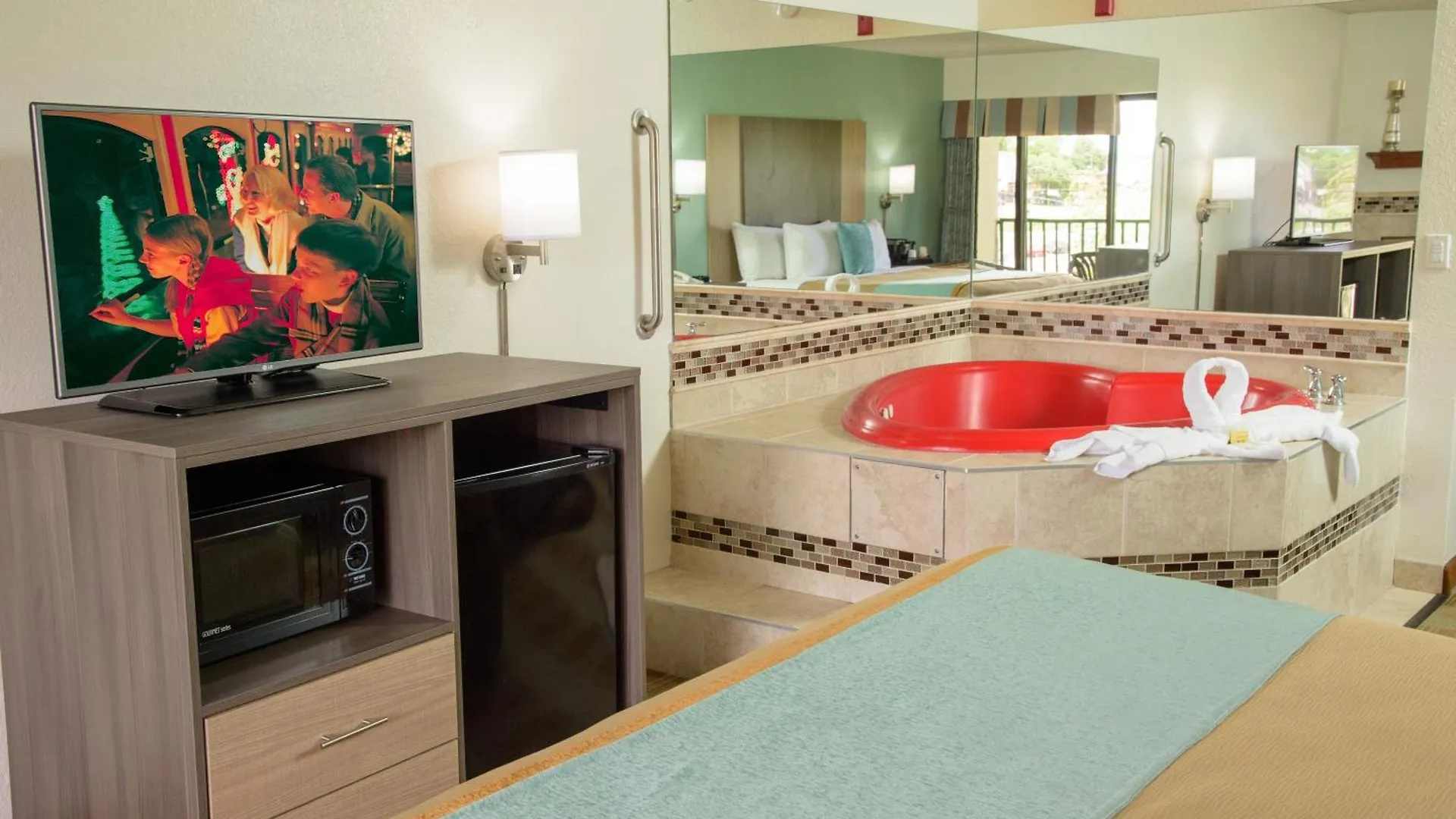 Hotel Pigeon River