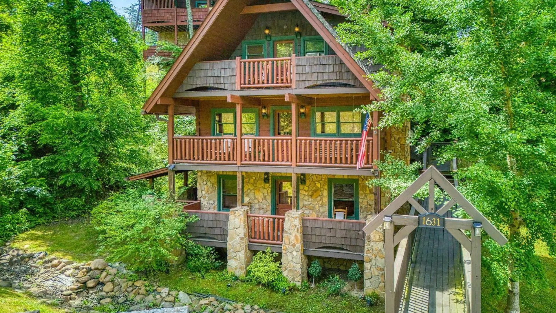 Bridgewood Cabin, Hot Tub, 1089 Of Free Attraction Tickets For Each Paid Day, Dollywood And More! Nyaraló