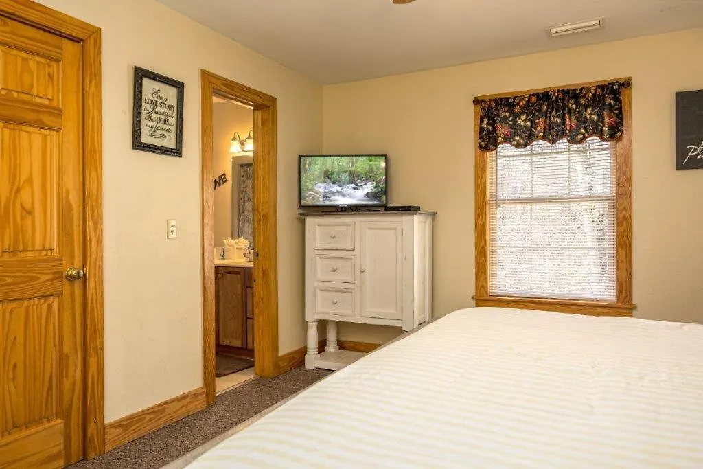 Briarstone 13a By Eden Crest Apartment *