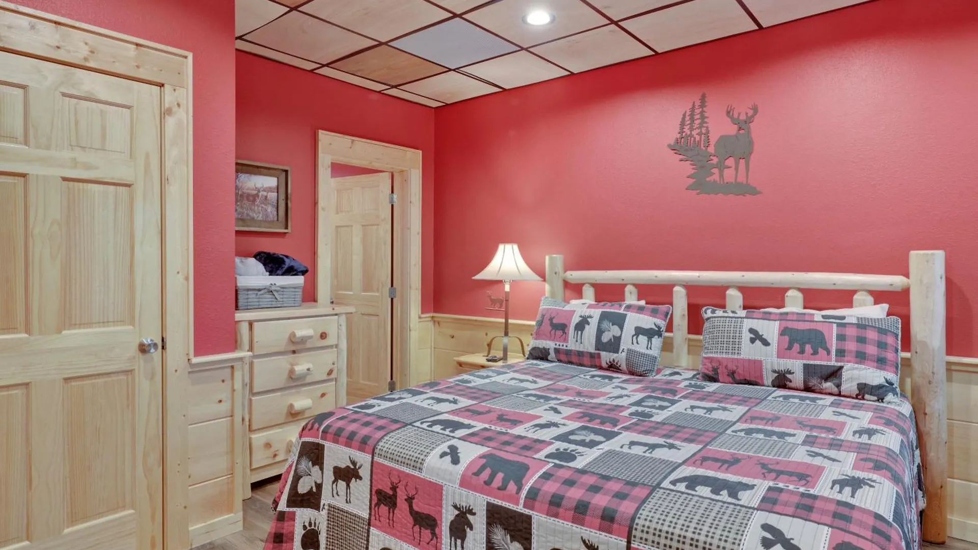 Vakantiehuis Location Are My Sunshine Is A 2 Bed 2 Bath Brand New Log In The Heart Of