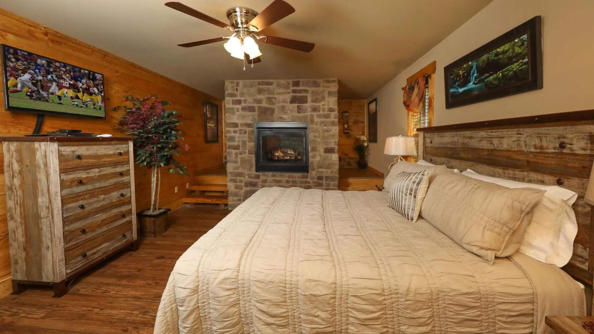 Chalet Misty Mountainside By Eden Crest Vacation
