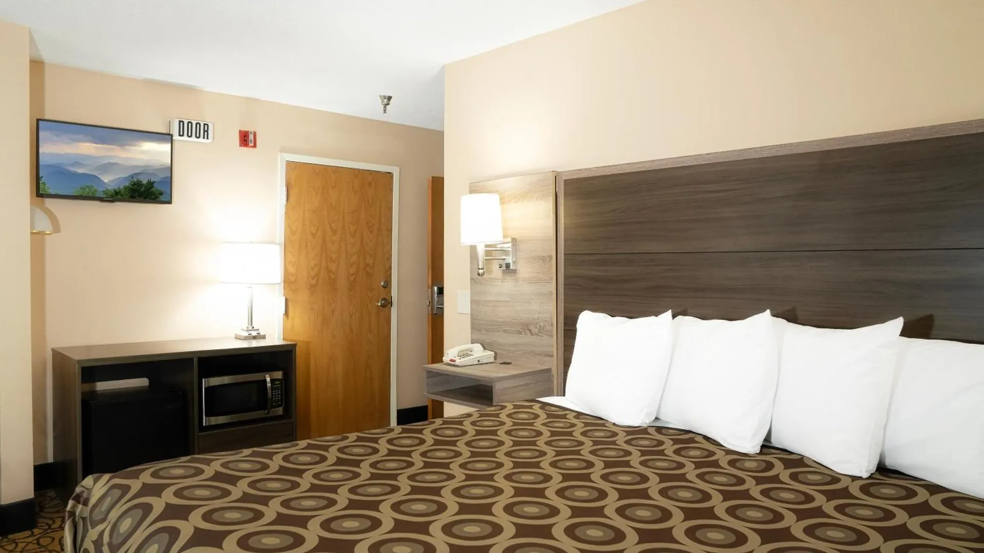 Hotel Guest 2*