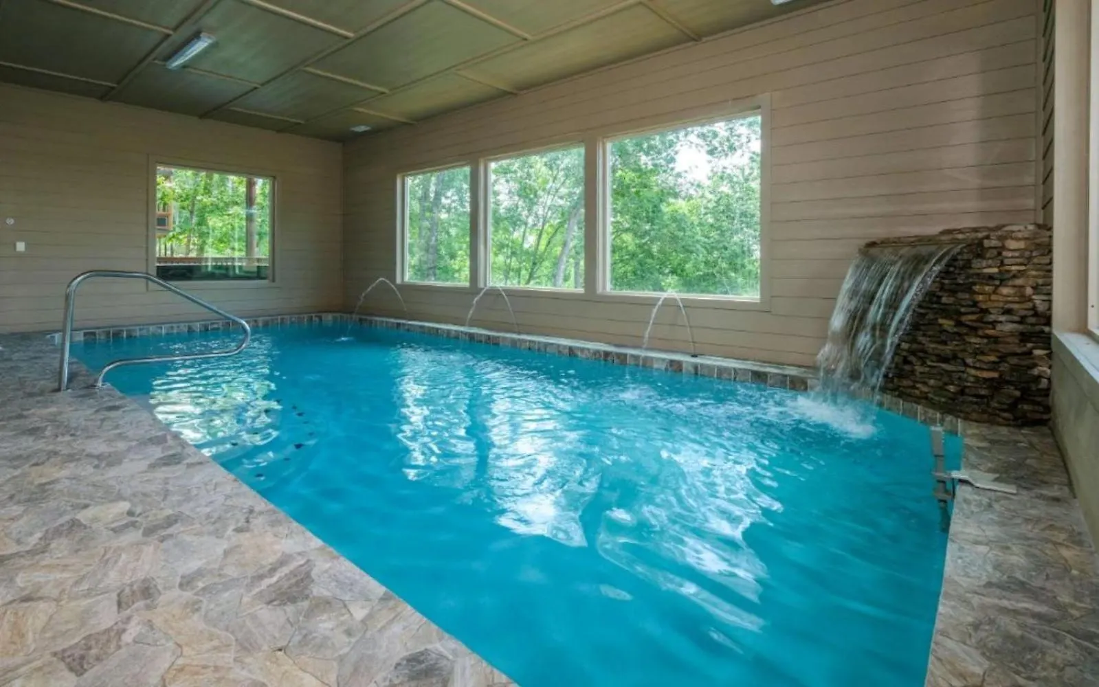 Hibernation Wonderland Willa Pigeon Forge