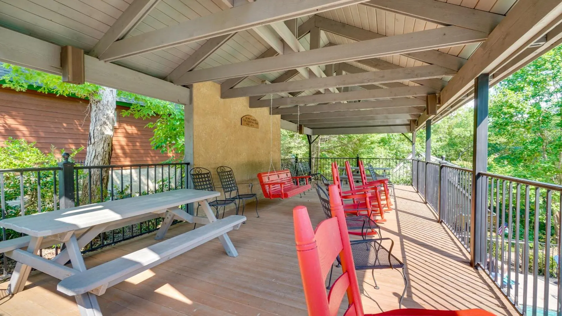 Smoky Mountain With Deck And Hot Tub! * 비둘기 포지