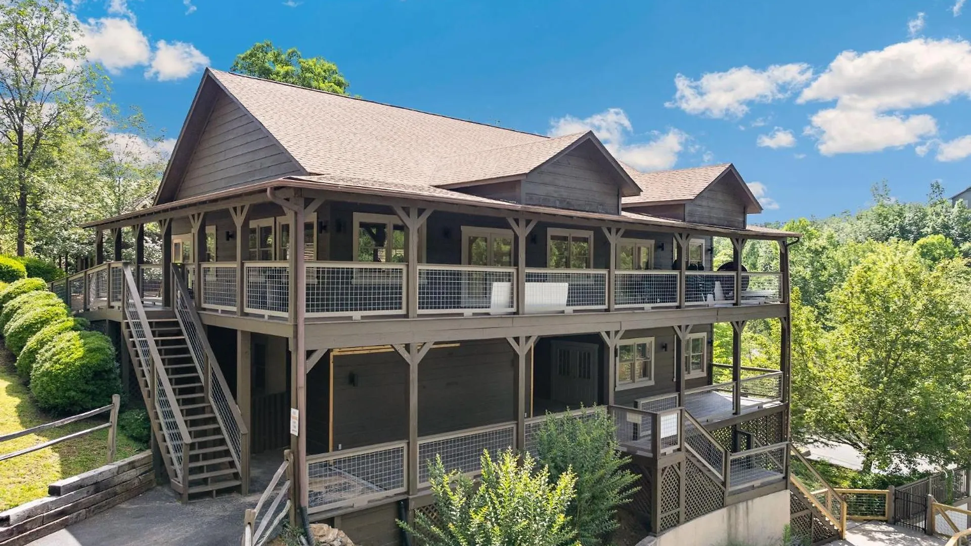 Cuddlin' Up, Er209 - Luxury At Its Finest And Location That Can't Be Beat! *