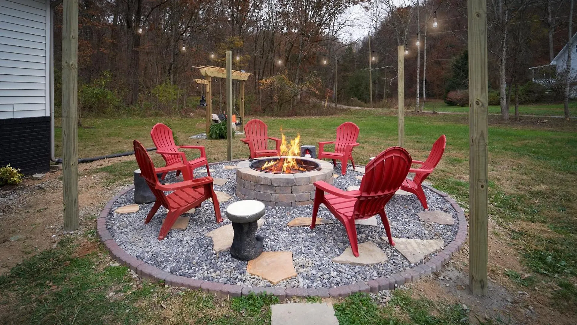 Entertainment Galore! Luxurious Property, Spectacular & Peaceful Setting, Great Location, Close To Major Attractions!! * Pigeon Forge