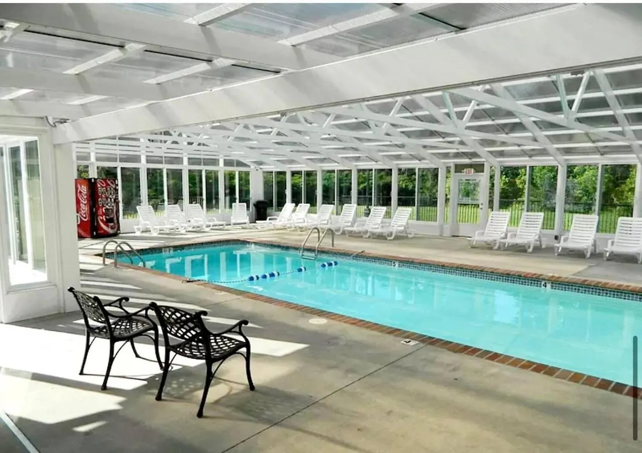 Feriehus Luxurious Renovated, Pool, Basketball, Playground Pigeon Forge