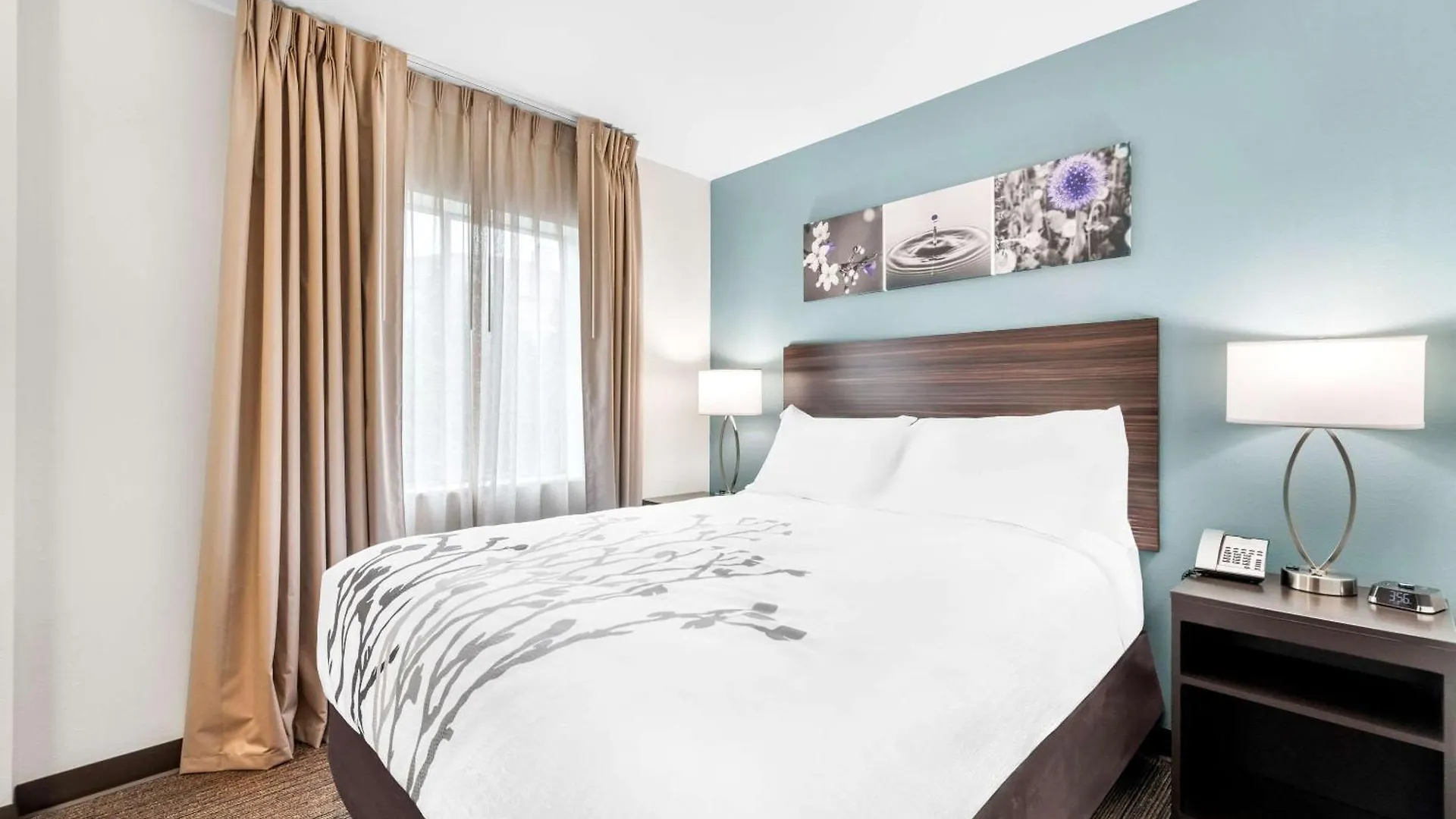 Sleep & Downtown 2* Pigeon Forge