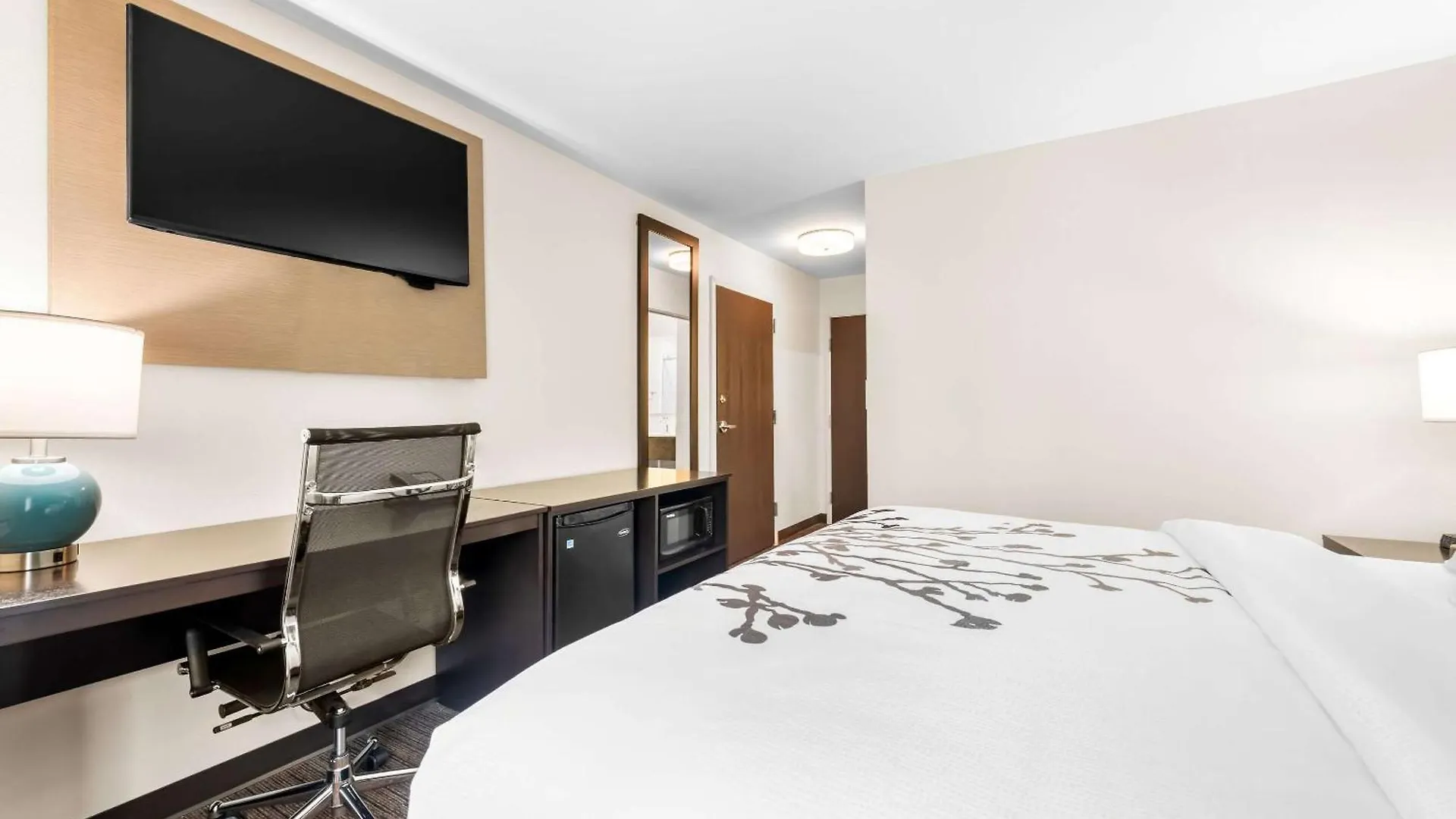 Sleep & Downtown Hotel
