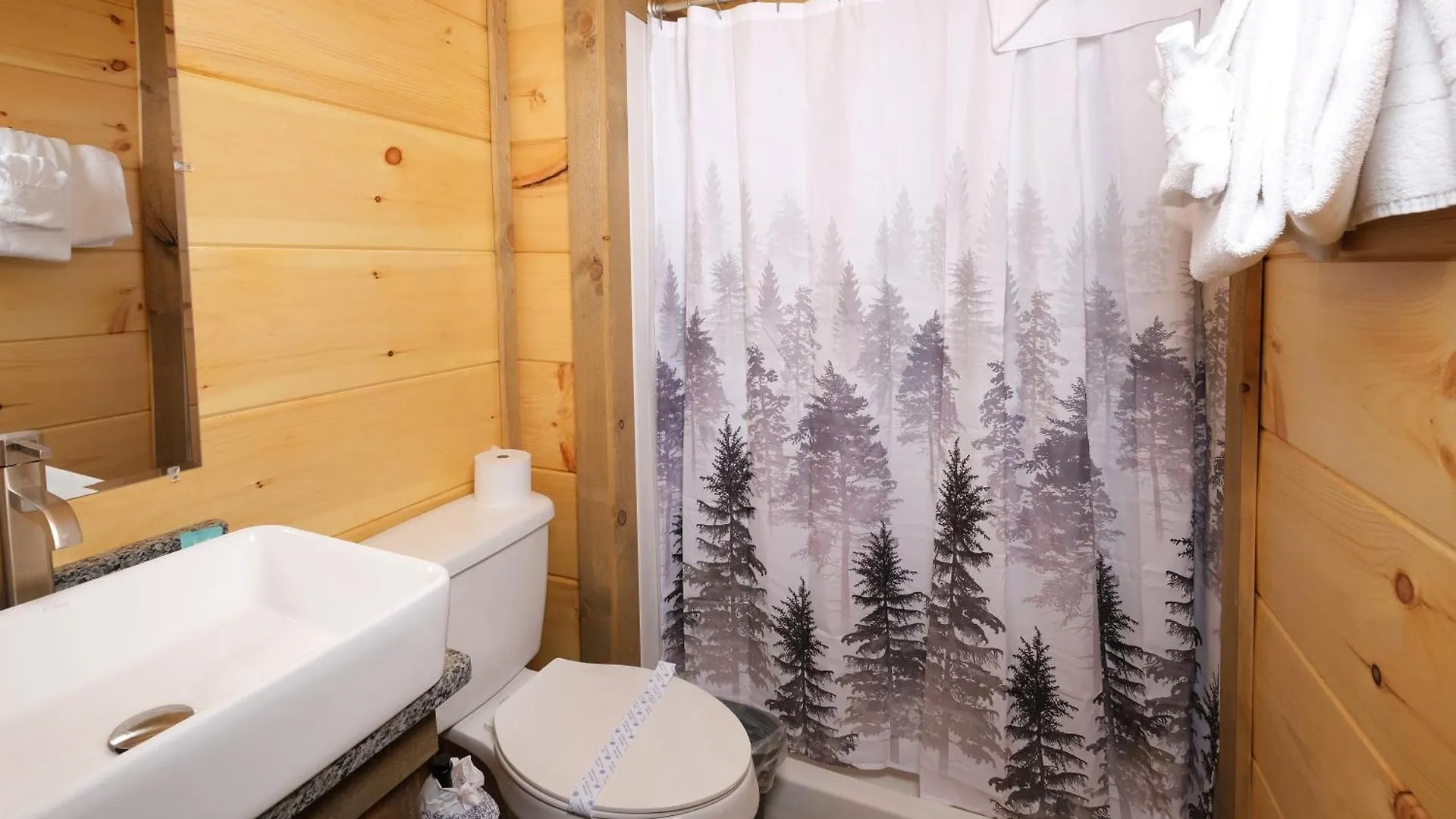 Glacier Falls Villa *