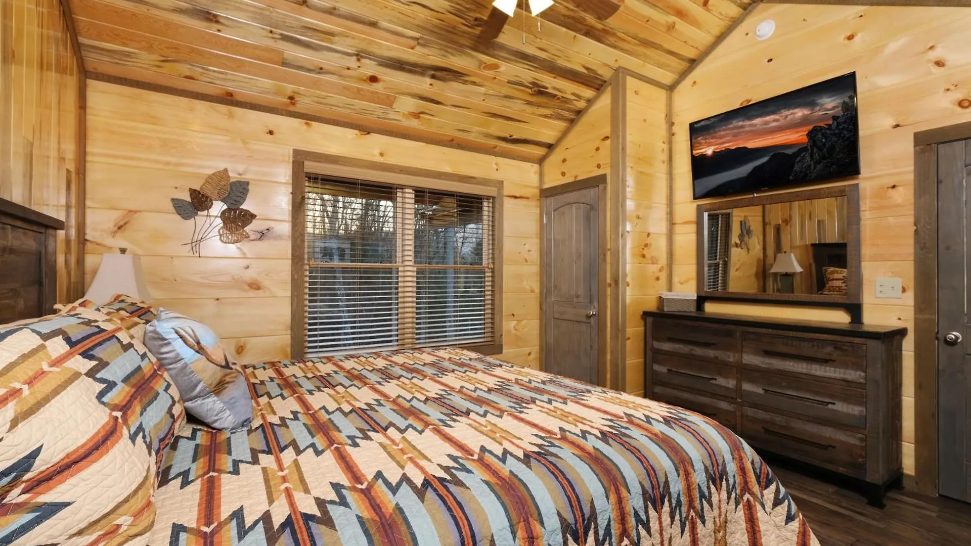 Glacier Falls Villa Pigeon Forge