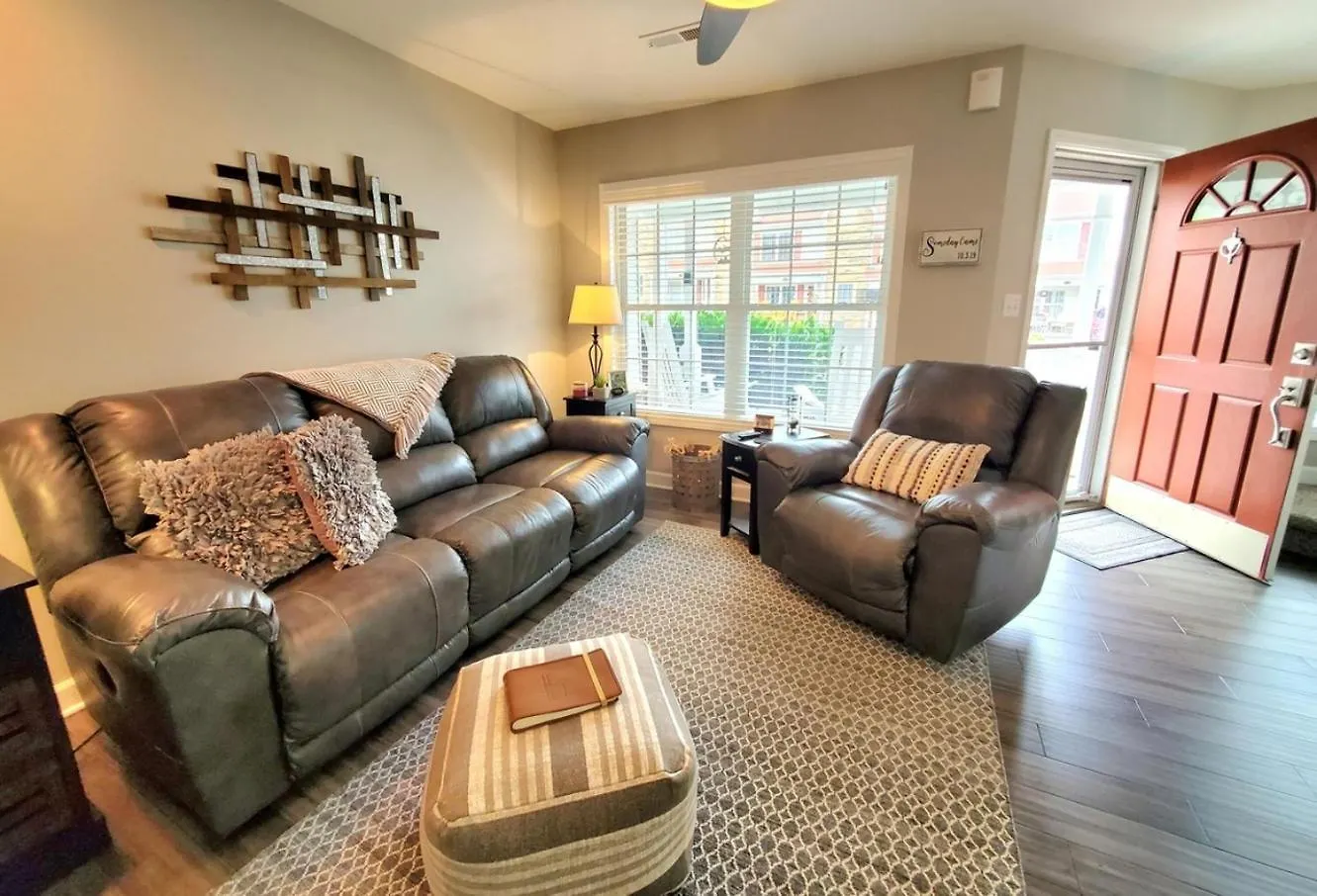 Dom wakacyjny #1 Ranked Condo, W Pool, Gym, Gamer Room! Pigeon Forge