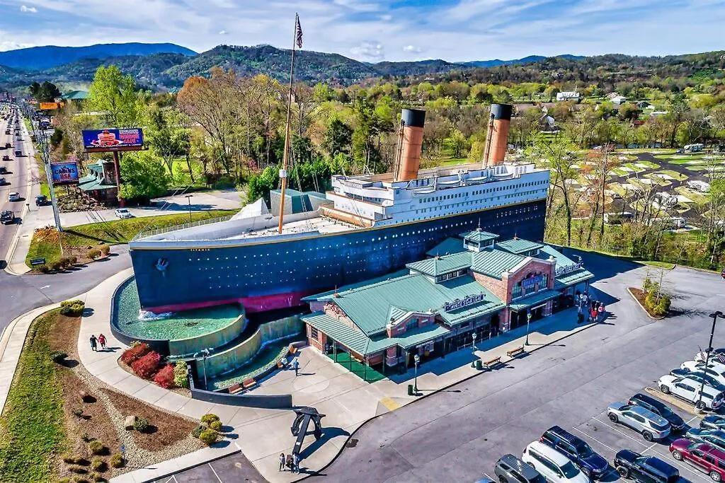 Сasa de vacaciones Groot's Place - 5 Min To Main Parkway!! Pigeon Forge