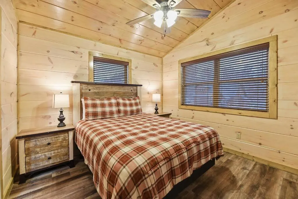 4bd-2bh-pool Community-hottub-parking-wifi Casa vacanze Pigeon Forge