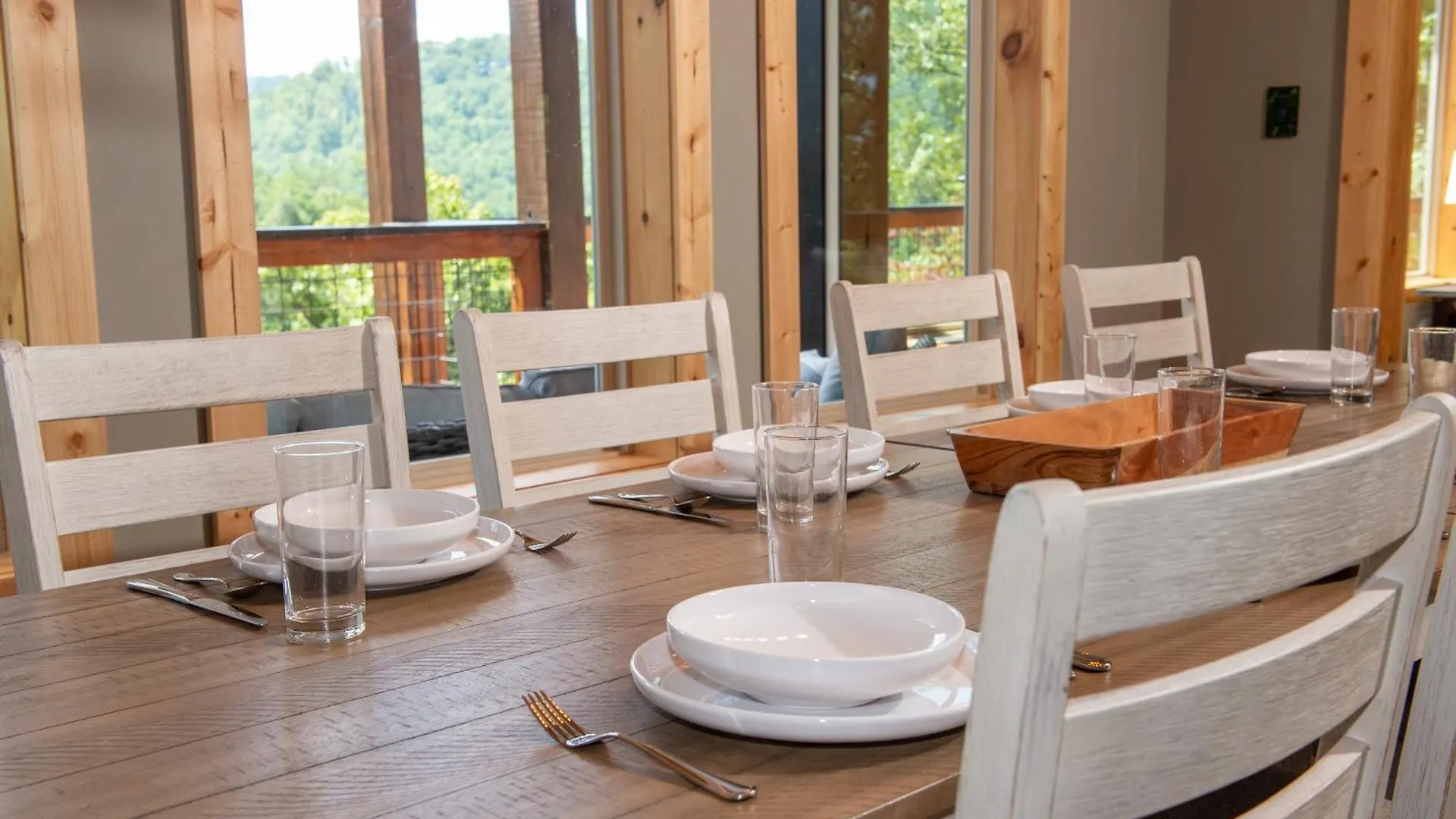 Augys View- Mountain Views-large Parking-large Holiday home